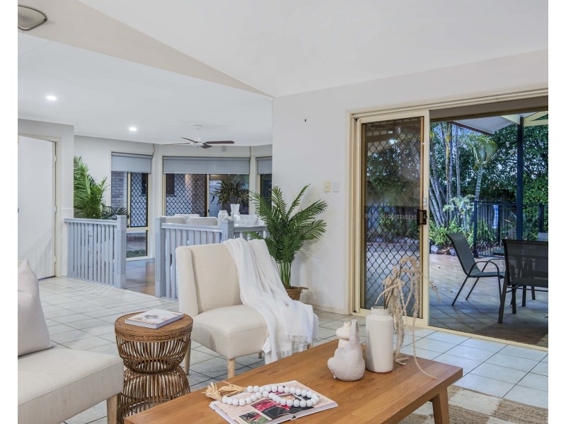 21 Walton Place, Brighton QLD 4017