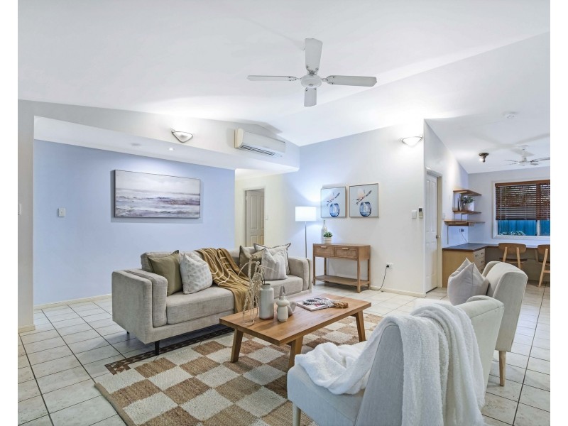 21 Walton Place, Brighton QLD 4017