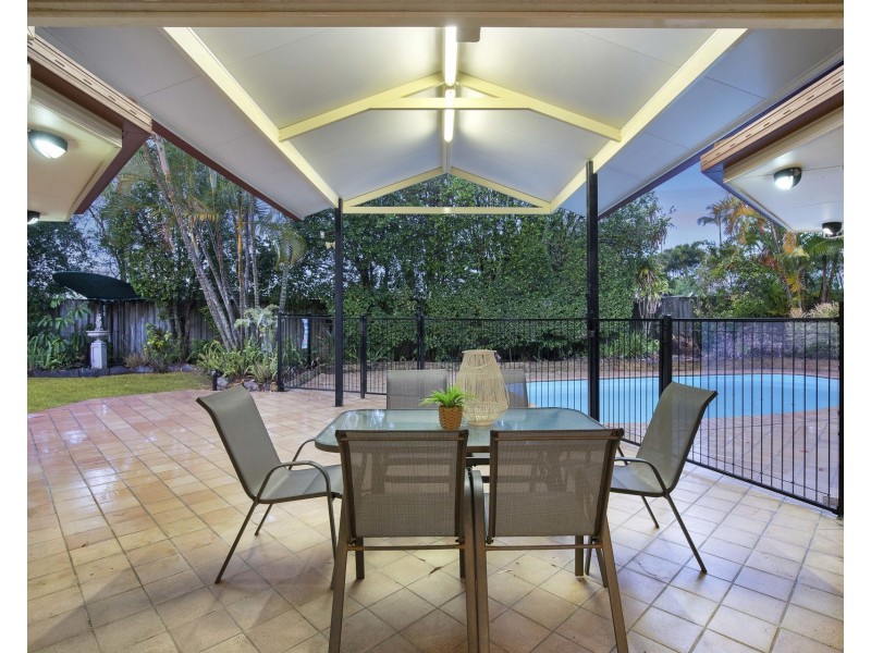 21 Walton Place, Brighton QLD 4017