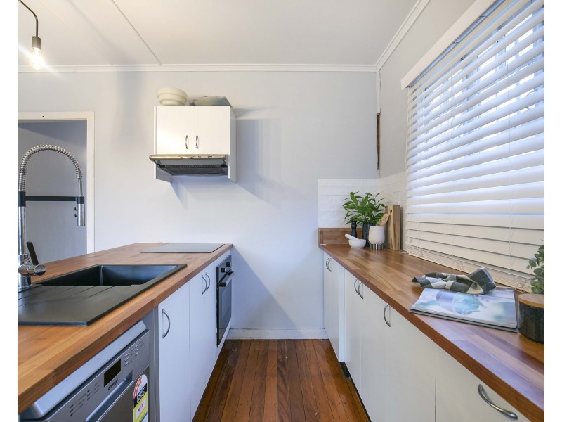 27 Killeen Street, Nundah QLD 4012