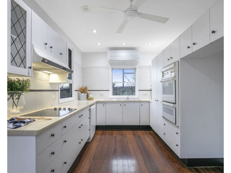 22 Highclere Street, Clayfield QLD 4011