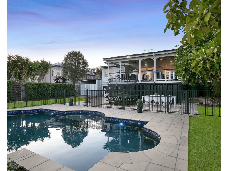 33 Kent Road, Wooloowin QLD 4030