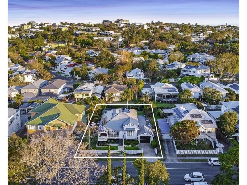 33 Kent Road, Wooloowin QLD 4030
