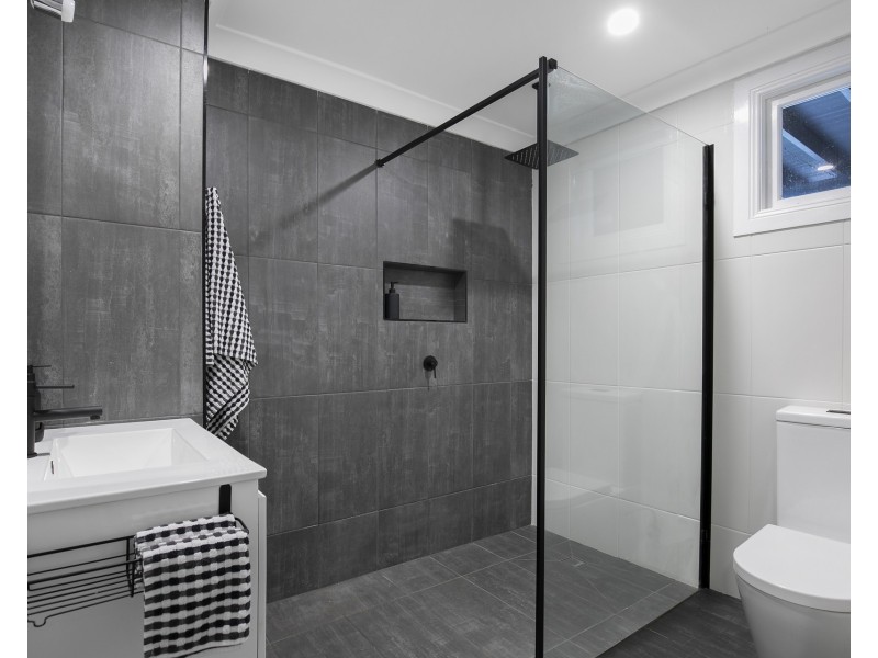 7 Mcintyre Street, Wooloowin QLD 4030