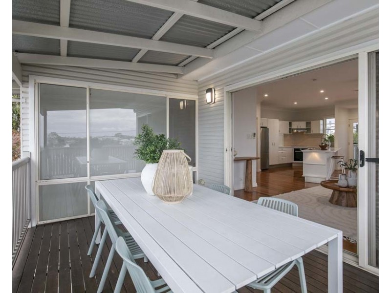 80 Broadway Street, Carina QLD 4152