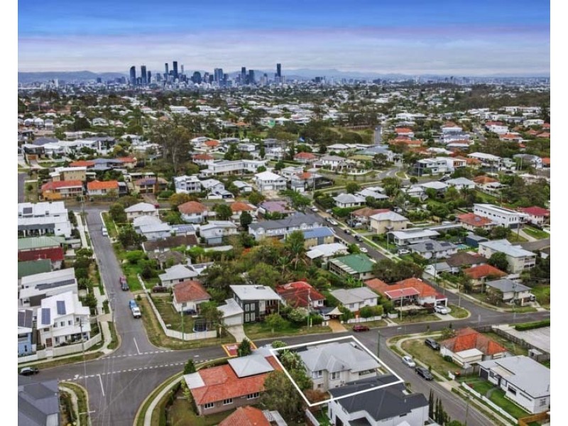 80 Broadway Street, Carina QLD 4152