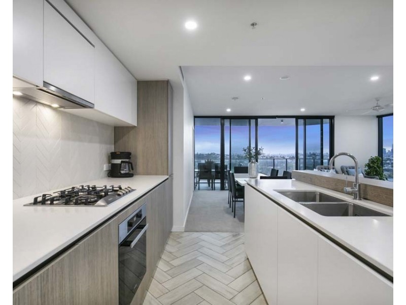 11204/7 Wharf Street, Hamilton QLD 4007