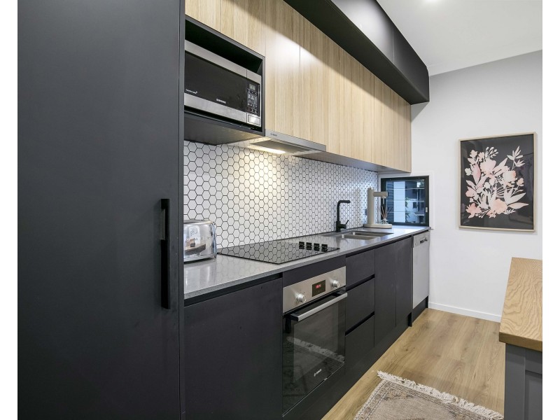 2/124 Nellie Street, Nundah QLD 4012