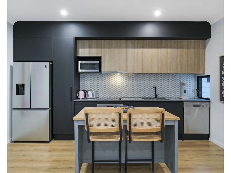 2/124 Nellie Street, Nundah QLD 4012