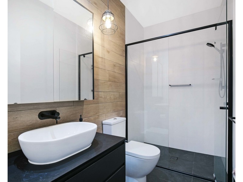 2/124 Nellie Street, Nundah QLD 4012