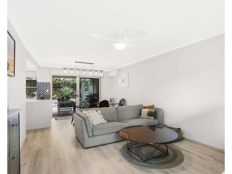 2/23 London Road, Clayfield QLD 4011