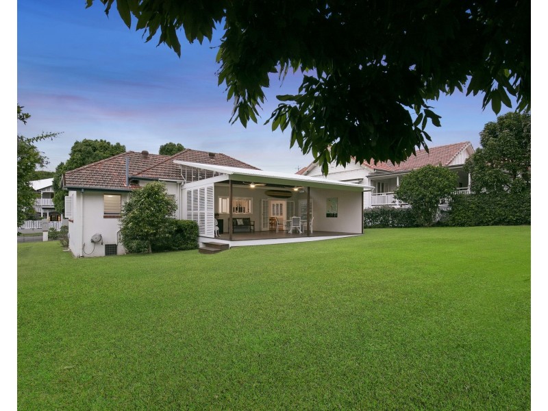 60 Bowley Street, Hendra QLD 4011