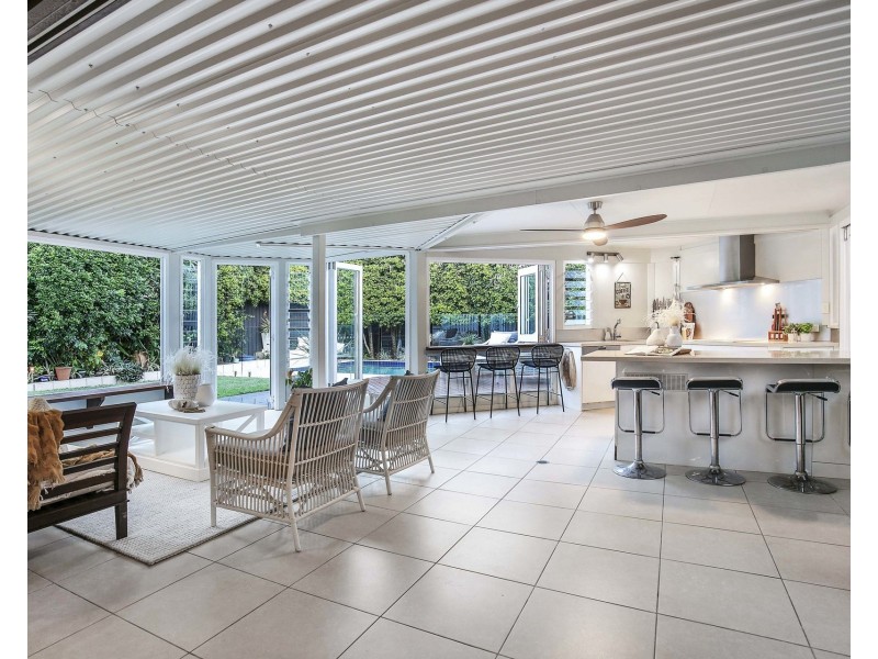 21 Eveleigh Street, Wooloowin QLD 4030