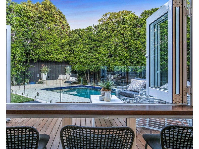 21 Eveleigh Street, Wooloowin QLD 4030