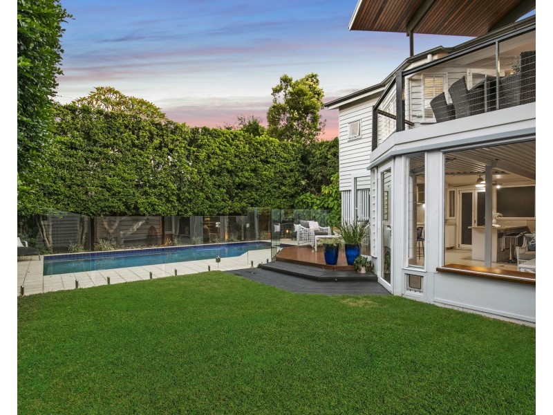 21 Eveleigh Street, Wooloowin QLD 4030