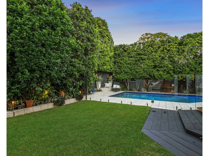 21 Eveleigh Street, Wooloowin QLD 4030