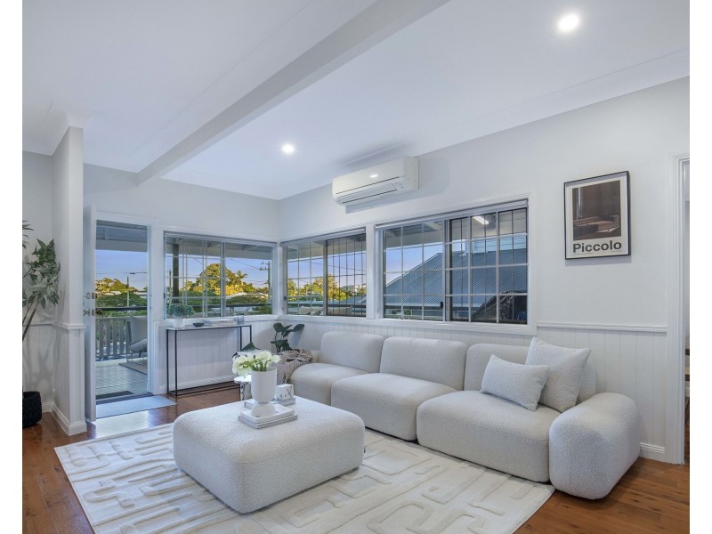 94 Bayview Terrace, Wavell Heights QLD 4012