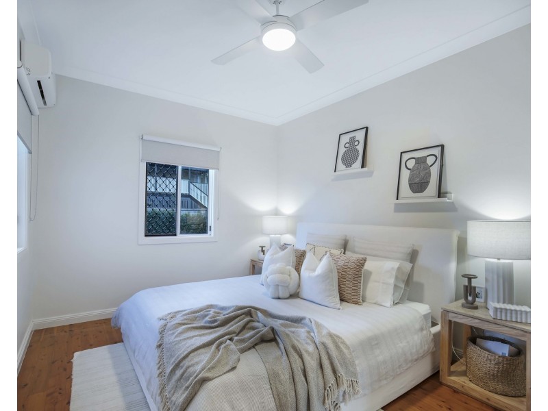 94 Bayview Terrace, Wavell Heights QLD 4012