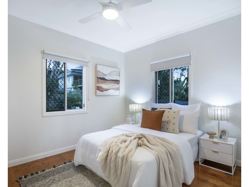 94 Bayview Terrace, Wavell Heights QLD 4012