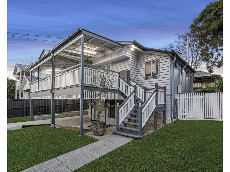 94 Bayview Terrace, Wavell Heights QLD 4012