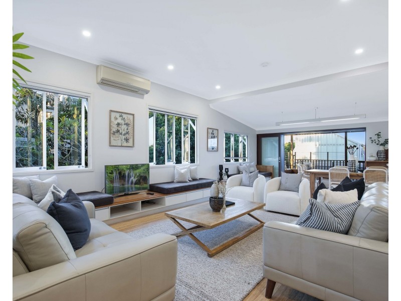 22 Milne Street, Clayfield QLD 4011