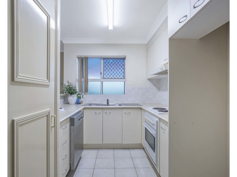 5/26 Hilltop Avenue, Chermside QLD 4032