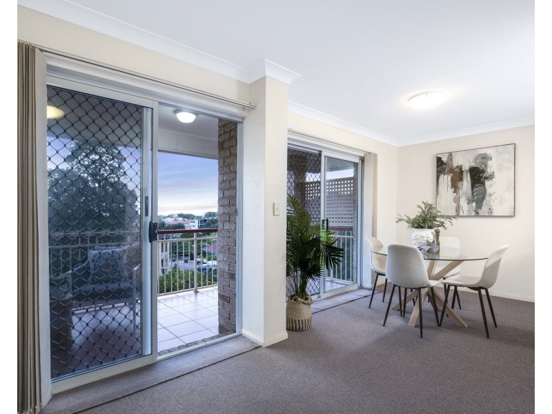 5/26 Hilltop Avenue, Chermside QLD 4032