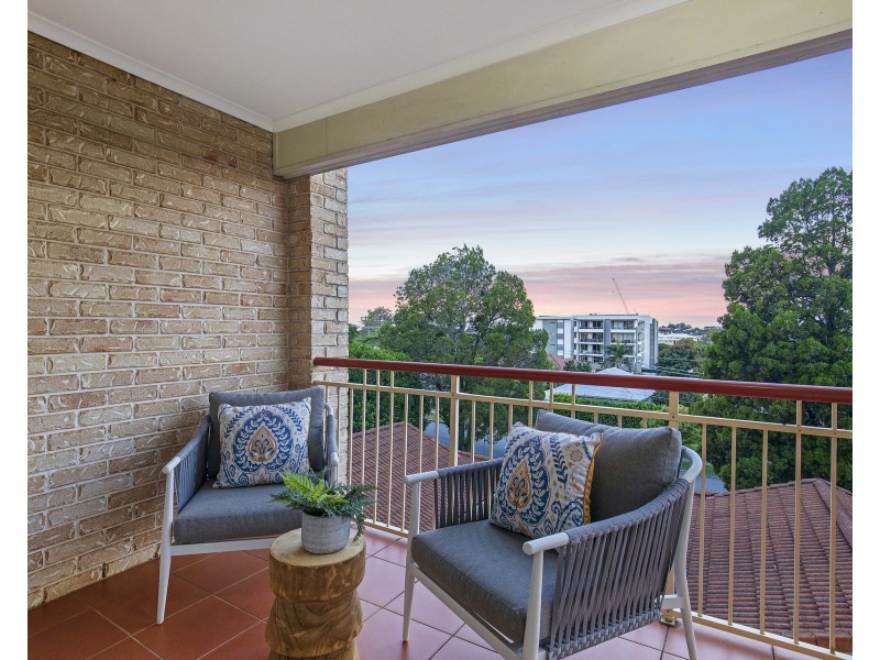 5/26 Hilltop Avenue, Chermside QLD 4032