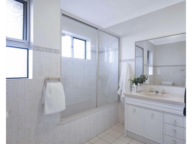 5/26 Hilltop Avenue, Chermside QLD 4032