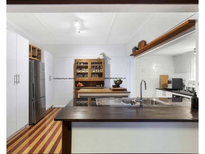 193 Edinburgh Castle Road, Wavell Heights QLD 4012