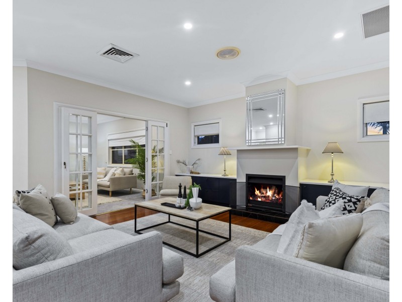 18 Hamley Street, Wooloowin QLD 4030