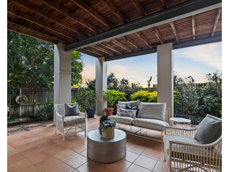 18 Hamley Street, Wooloowin QLD 4030