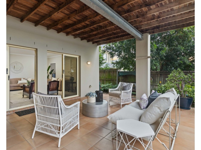 18 Hamley Street, Wooloowin QLD 4030