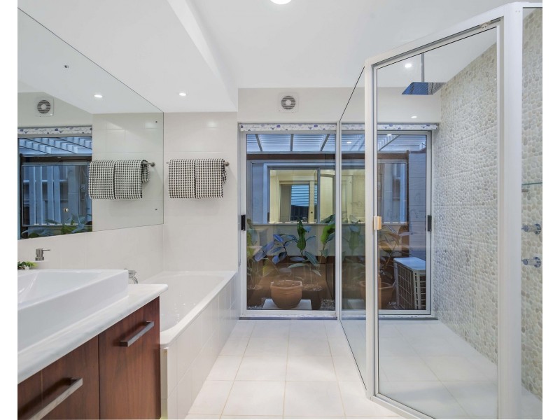 96 Bellevue Terrace, Clayfield QLD 4011