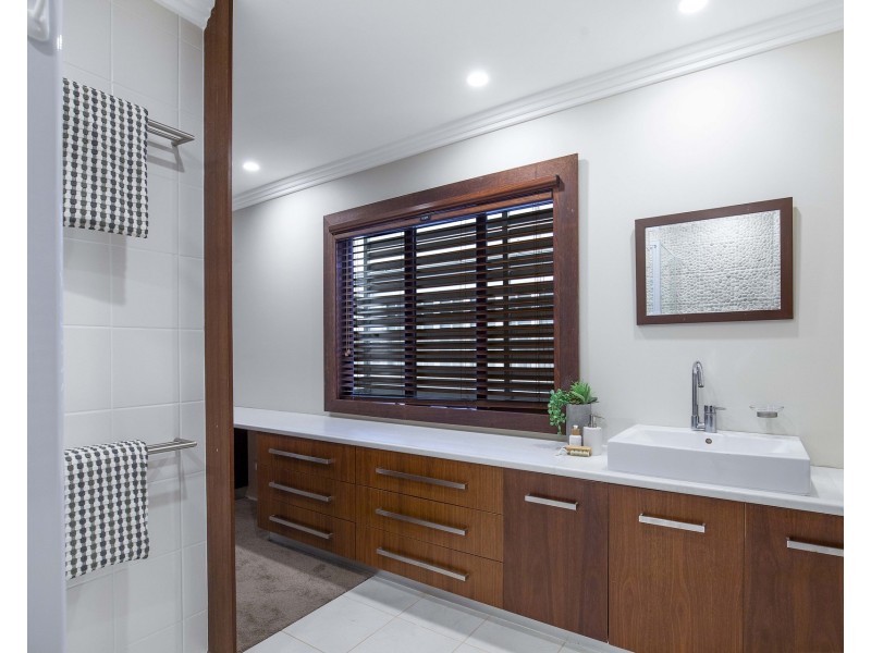 96 Bellevue Terrace, Clayfield QLD 4011