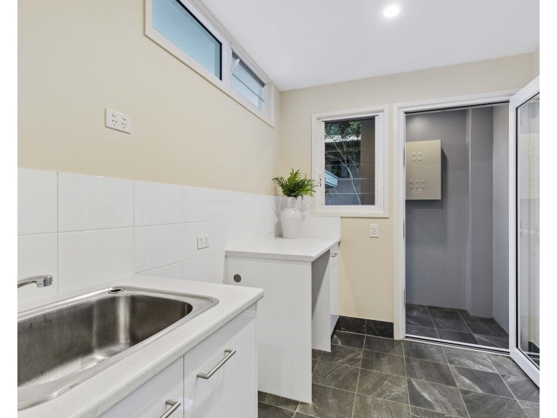 64 Eliza Street, Clayfield QLD 4011