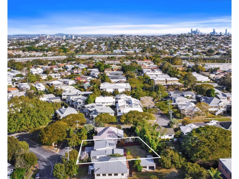 71 Hedley Avenue, Nundah QLD 4012