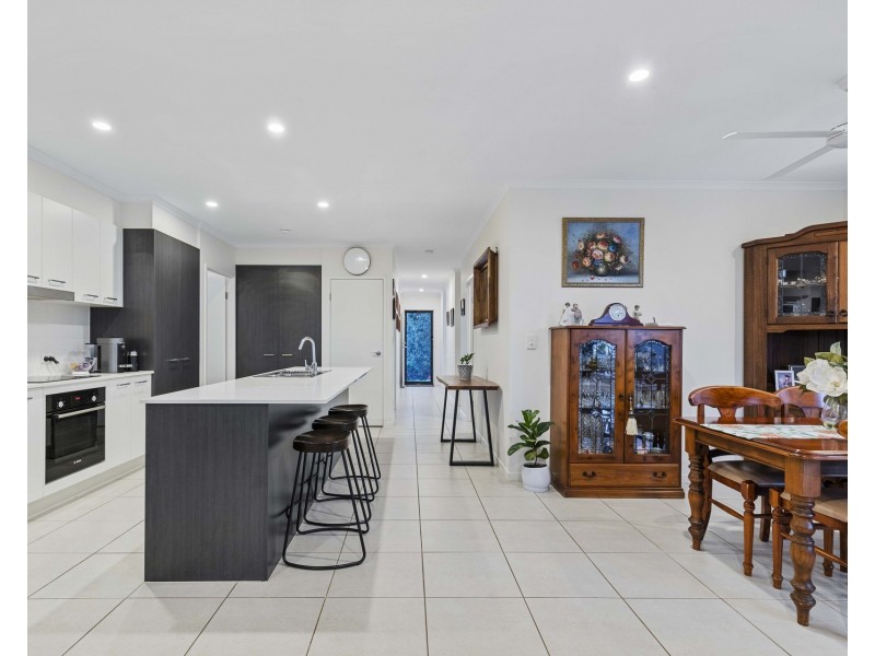 7 Kevpat Place, Nudgee QLD 4014