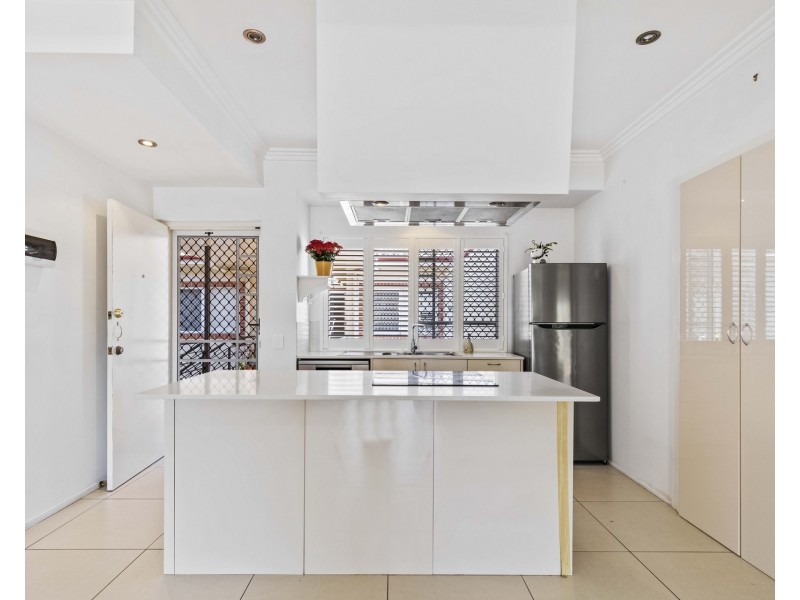 6/12 Magdala Street, Ascot QLD 4007