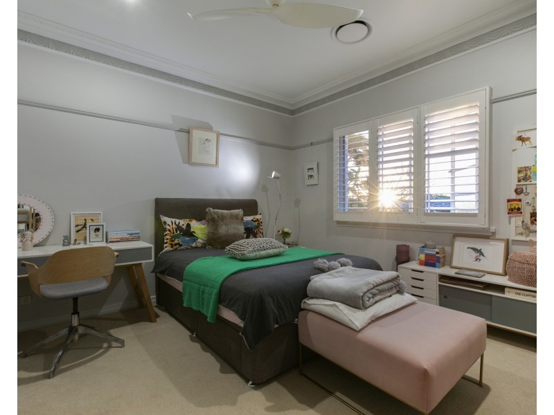 17 Castor Road, Wavell Heights QLD 4012