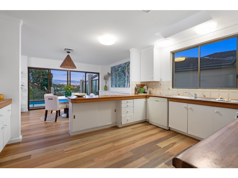 27 Highland Ridge, Middle Cove NSW 2068