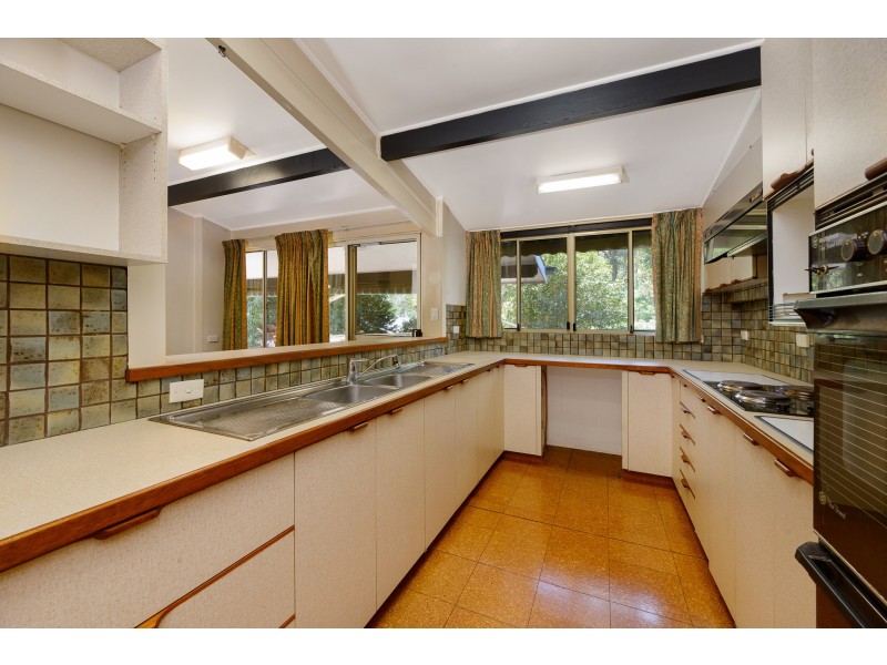 39 Avon Road, Pymble NSW 2073