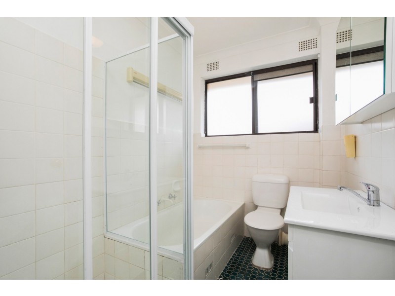 15/13-15 Meadow Crescent, Meadowbank NSW 2114