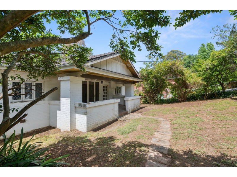 11 Fern Street, Pymble NSW 2073