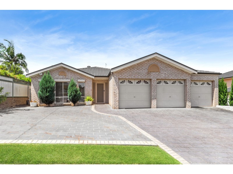 199 Leacocks Lane, Casula NSW 2170