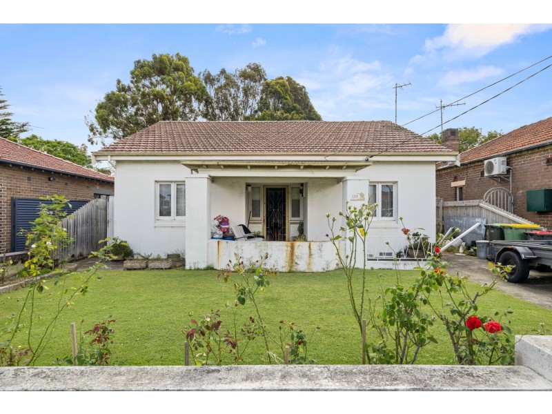 139 Coronation Parade, Strathfield South NSW 2136