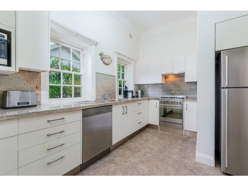 14 Cameron Avenue, Artarmon NSW 2064