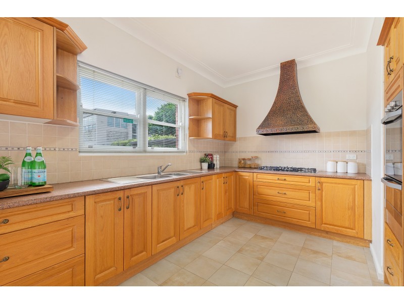 30 Princess Avenue, Rodd Point NSW 2046