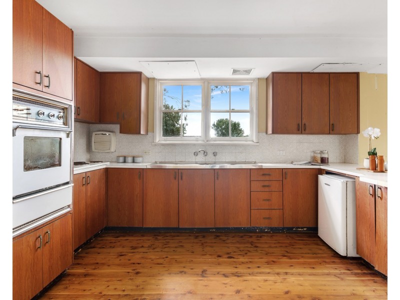 94 Eastern Arterial Road, St Ives NSW 2075