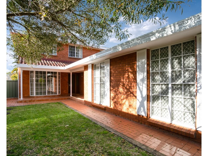 17 Oakville Road, Willoughby NSW 2068